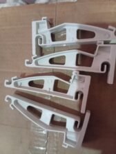 HANGER WHITE AND BLACK